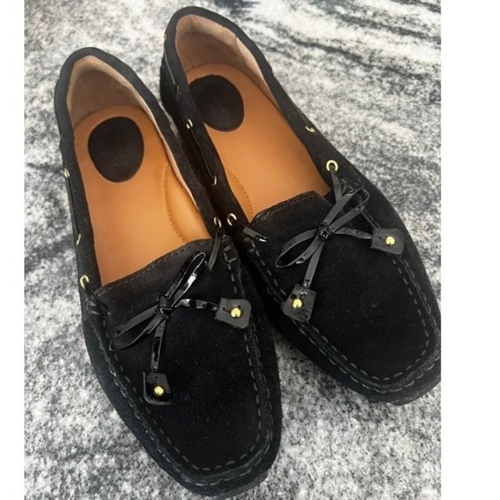 Clarks Loafers Women 7.5M Black Suede Patent Bow Driving Mocs Flats 26066583